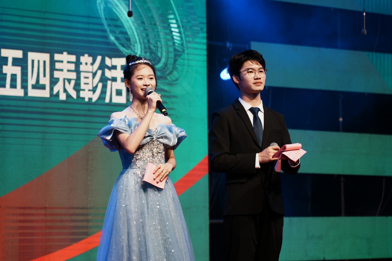 c4da536df48f31b7f34f87f895929d6