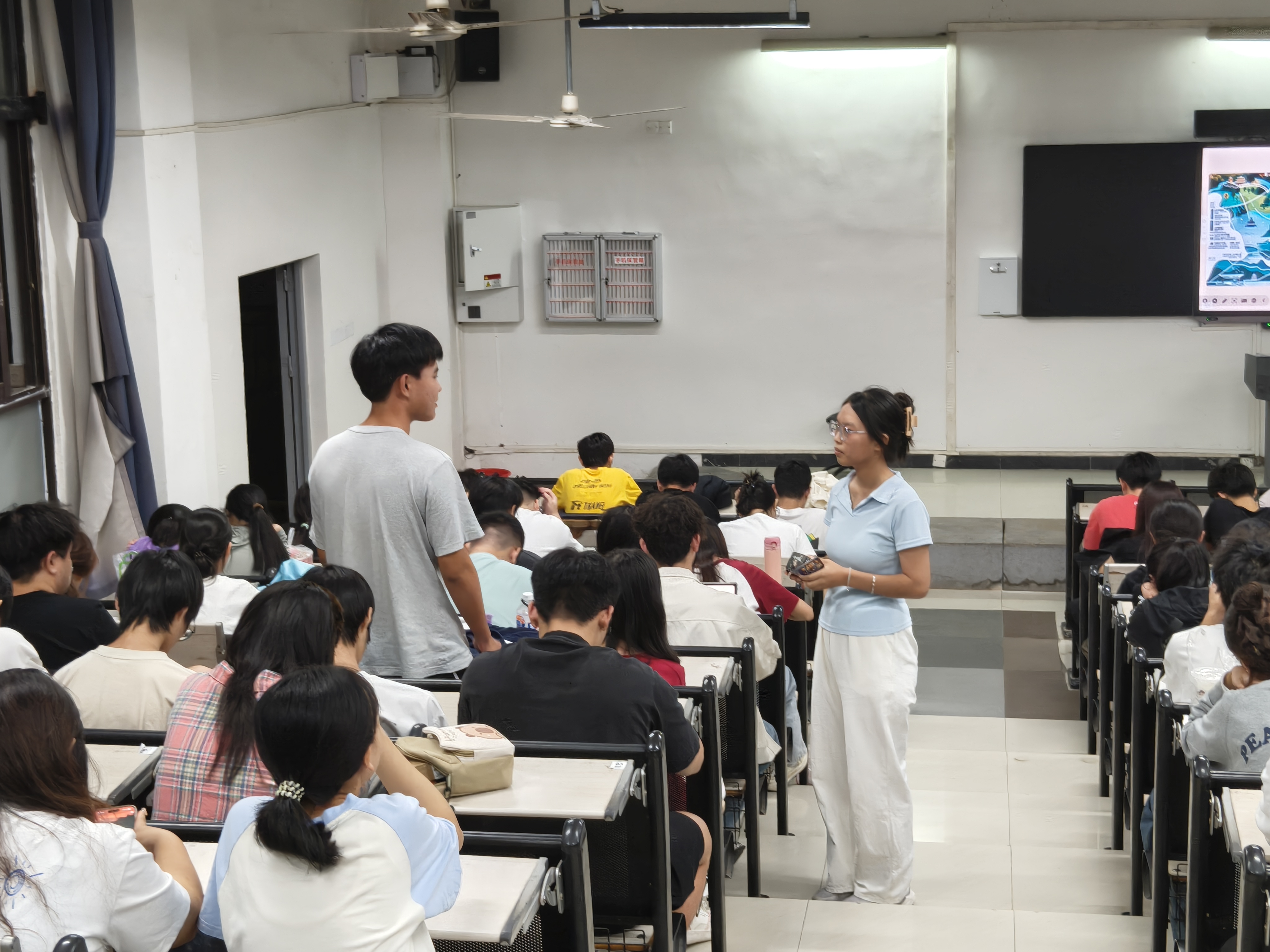 熊玉婷爱上不完美的自己照片1 (1).jpg 熊玉婷爱上不完美的自己照片1 (1).jpg