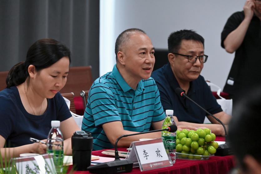 retouch_2025101519322689 retouch_2025101519322689