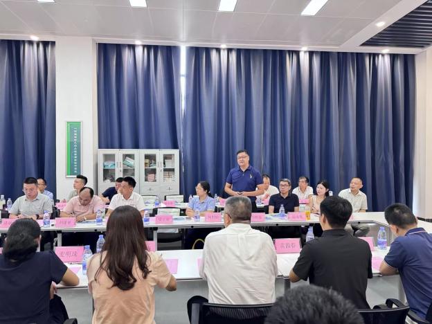 E:/2025广科大/20250611企业导师交流会,6月19日/会议纪要/会议照片/微信图片_20250621140624.jpg微信图片_20250621140624
