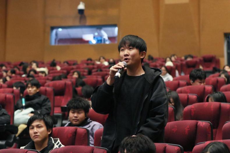 学生提问1